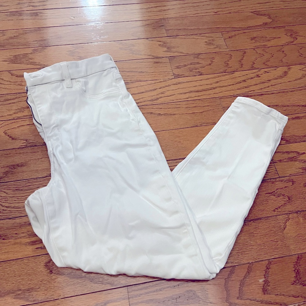 Women’s American Eagle White Denim